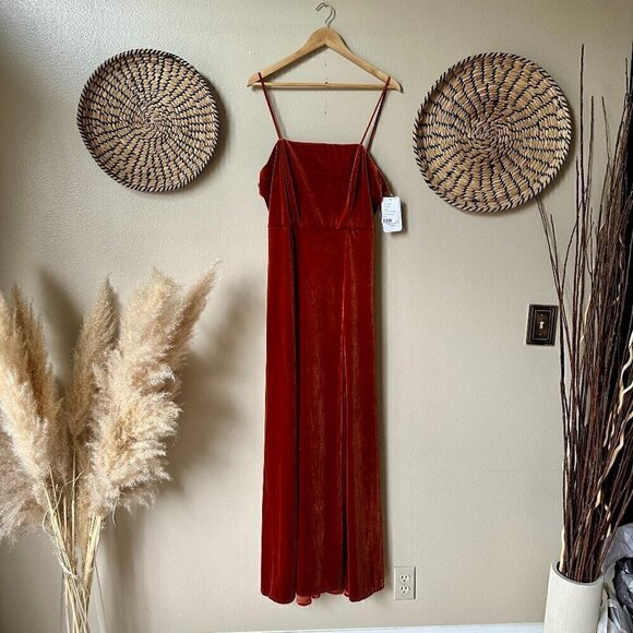 NWT Lovely Harper Velvet Halter Maxi Dress with Front Slit Auburn Moon Size 12 - Picture 13 of 13